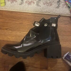 Black patent boots new
